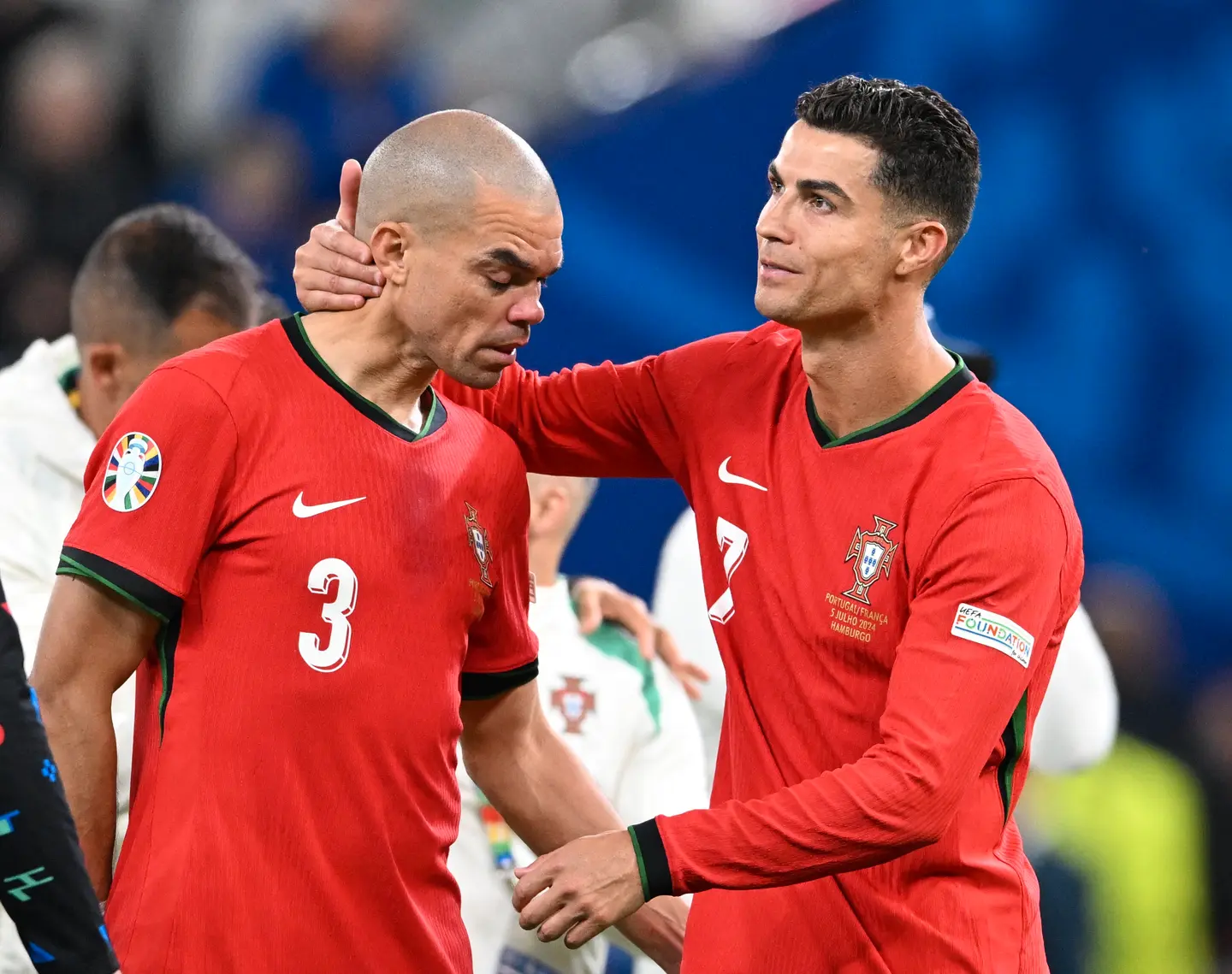 Ronaldo og Pepe med tårevått EM-farvel