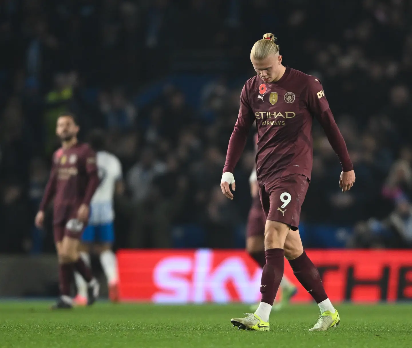 Guardiola tok oppgjør med Brighton-forsvarer etter Haaland-bråk: –⁠ Må holde deg på beina