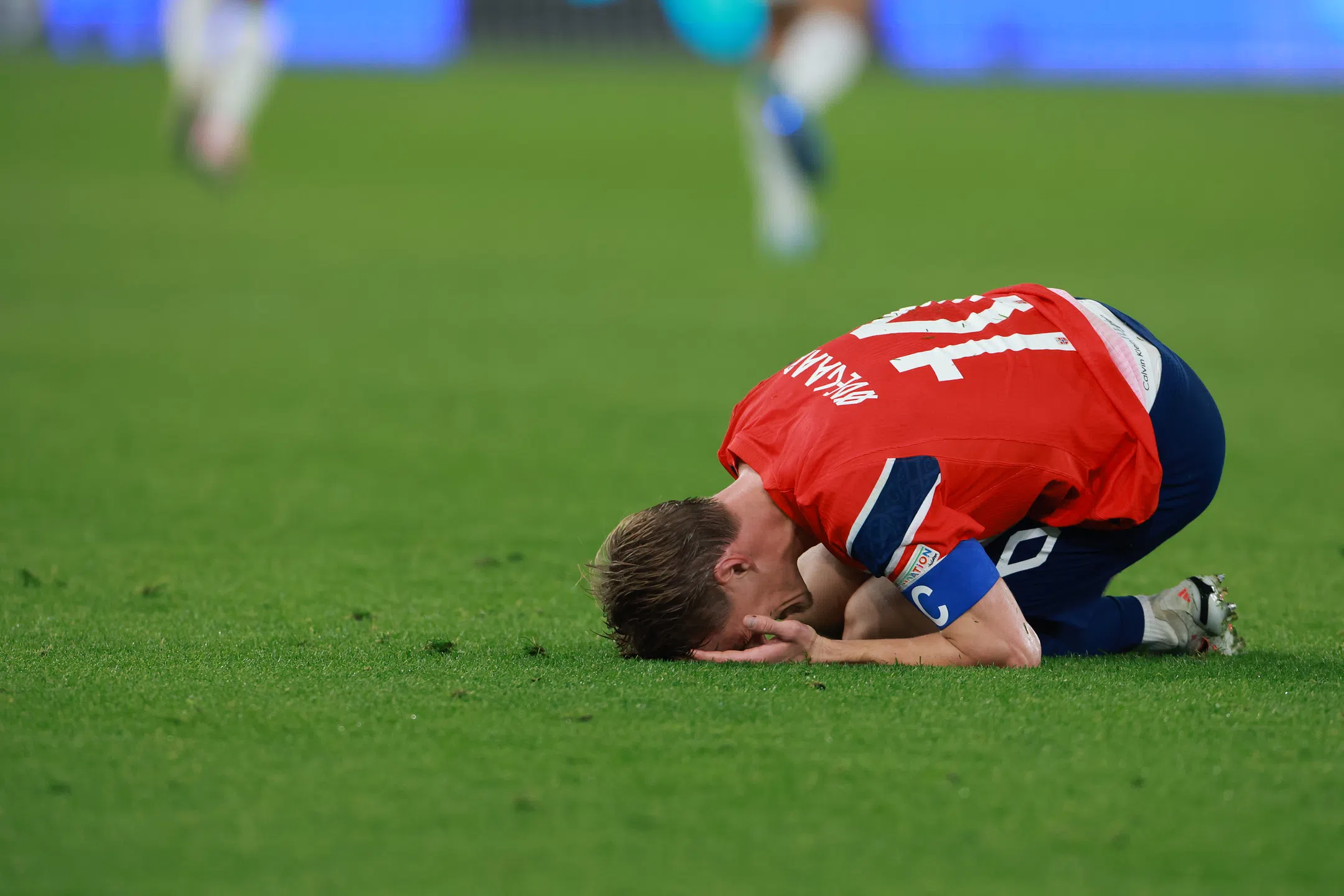 Ødegaard raser etter omstridt takling: –⁠ Hodemist fra ham